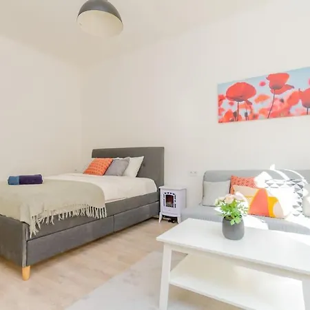 Asboth Downtown By Nw Apartment *